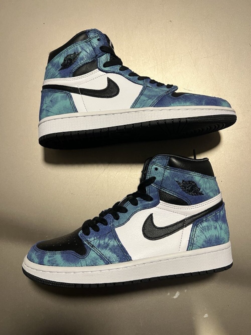 Jordan 1 Retro High Tie Dye CD0461-100 Women size 7.5 New no box